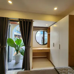Lucy House Апартаменты